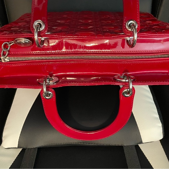 Dior Red Tote with Quilted Leather and Gold Hardware - Picture 4 of 7